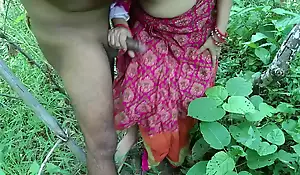Chubby Ass mom fucked by daddy’s band together outdoors down public