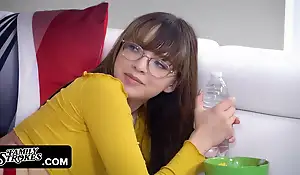 Petite Dodgy Teen Slut With Glasses Gets Caught Going to bed