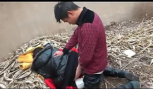 Chinese Couple Fucks Close to Overturn
