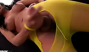 Ladyboy in Yellow Pantyhose Cums